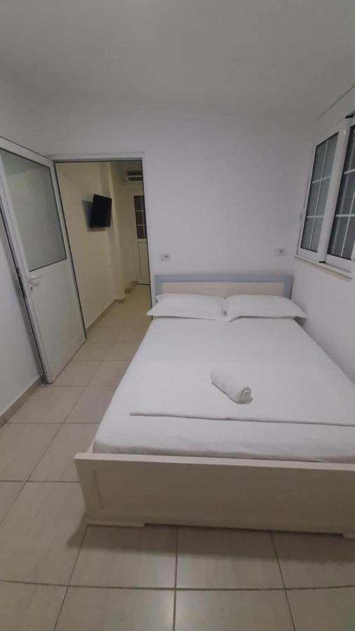 Amber Apartments Sarande Room photo