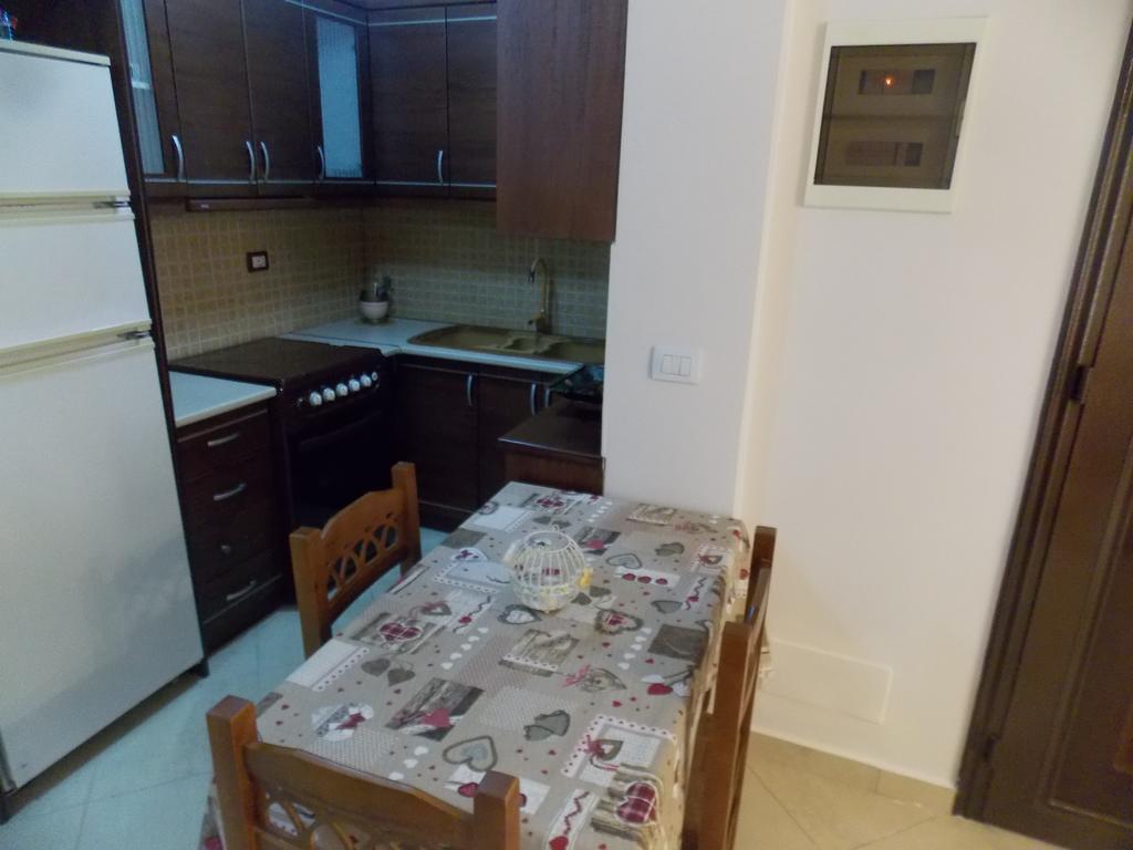 Amber Apartments Sarande Exterior photo